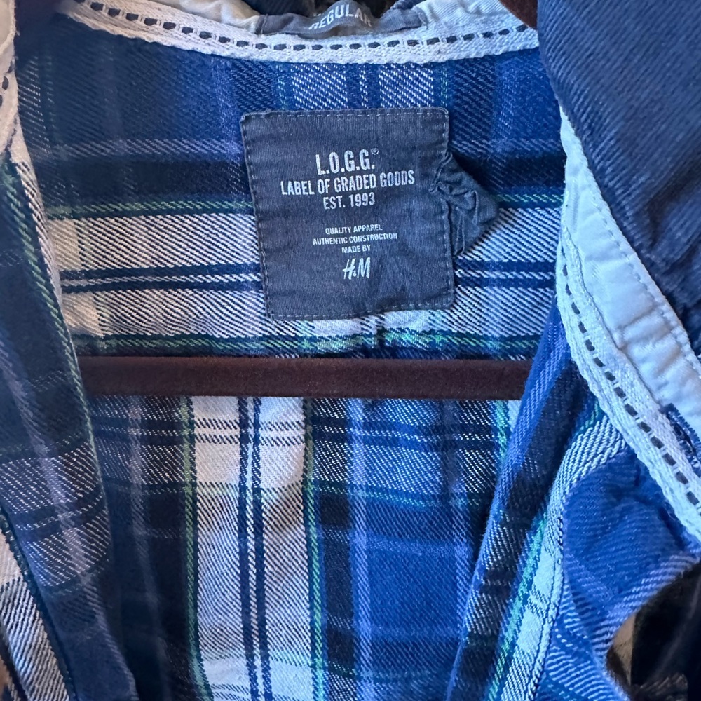 Hooded button down flannel shirt size L